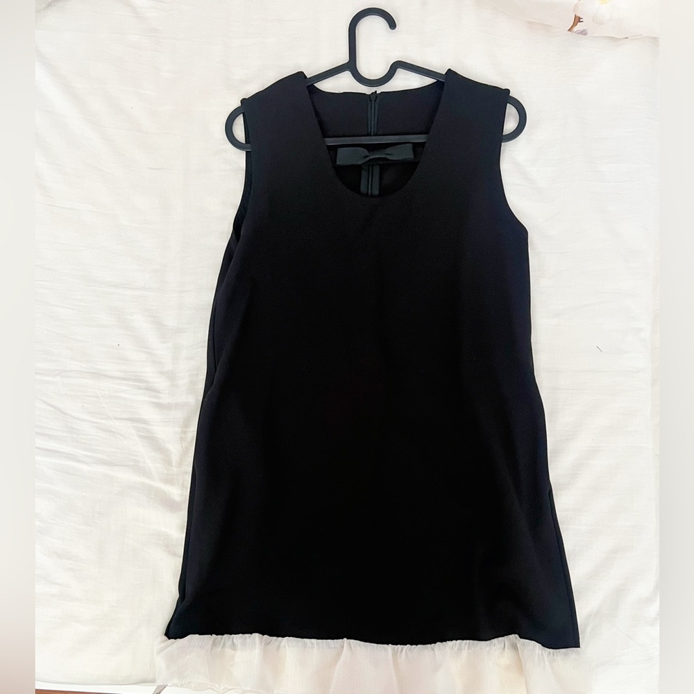 Little black dress with lace